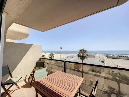 Mediterranee Appartement | Studio 4 couchages face mer Noumarie