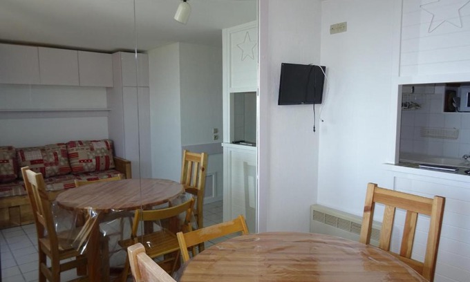 Vallandry Appartement | Studio 4 personnes à Vallandry, proche pistes et commerces, animaux acceptés - FR-1-411-180