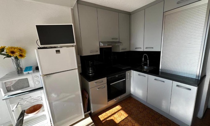 Gruissan Appartement | Studio 5/6 Personnes avec Piscine et WIFI - FR-1-784-40