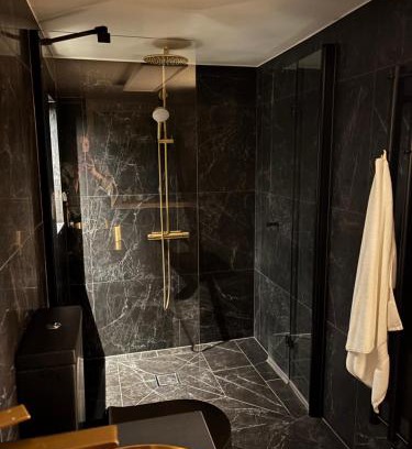 Molndal Appartement | Studio 54, central lägenhet i toppskick