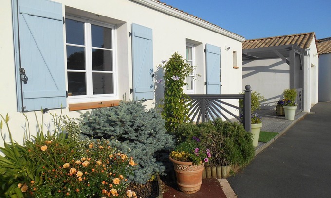 L'Aiguillon-sur-Vie Appartement | Studio tt confort, reclassé 2 étoiles en 2024 accueil animaux wifi