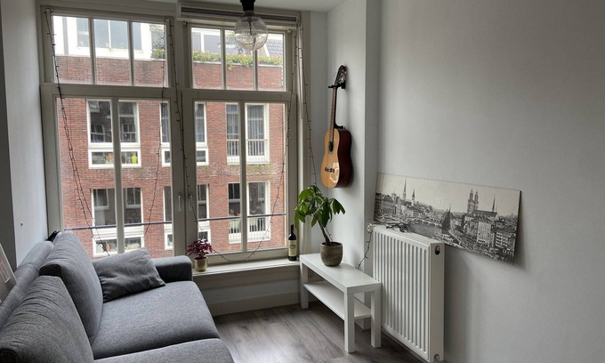 Frankendael Appartement | Studio Amsterdam at Outstanding Location