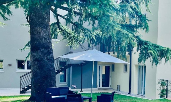 Gargagnago di Valpolicella Appartement | Studio Apartment 'Jala' with Shared Terrace, Wi-Fi and Air Conditioning