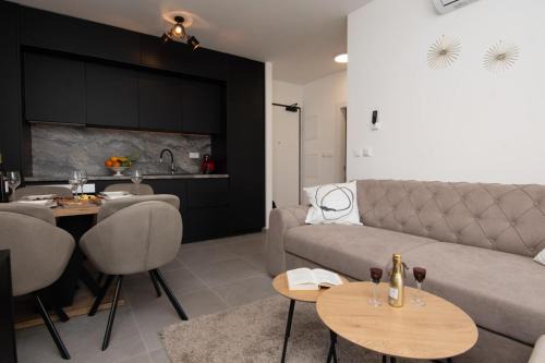 Sinj Appartement | Studio Apartman Apollonia