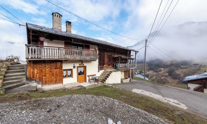 Beaufort Appartement | Studio "2-4 Personnes" avec vue sur les montagnes, terrasse privée et Wi-Fi