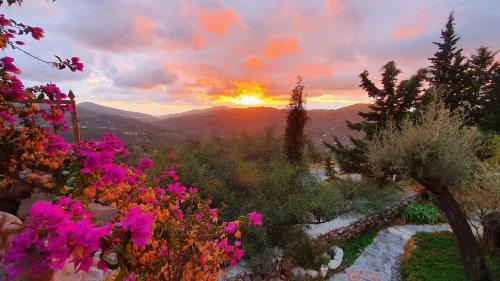 Competa Appartement | Studio apartment Bentomiz with beautiful views
