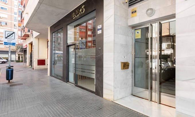 Explanada de la Estacion Appartement | Studio Apartment "Carmen Estacion" with Wi-Fi