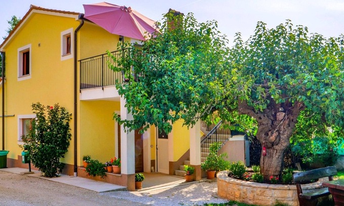 Vizinada Appartement | Studio-Apartment Gianni