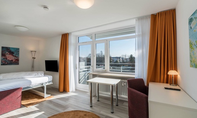 Furstenfeldbruck District Appartement | Appartement studio "Huber Living Single 101" avec balcon et Wi-Fi