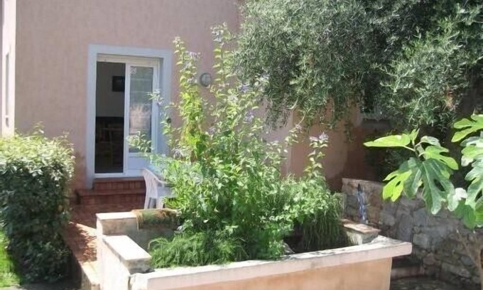 L'Ile-Rousse Appartement | Appartement sympa dans villa à L'Ile Rousse