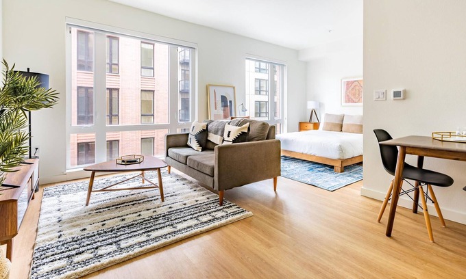 Alphabet Historic District Appartement | Studio Apartment in Portland + Pets OK