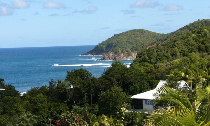 Tartane Appartement | Grand studio 80 m. belle Plage - Piscine - Surf - nature - jouxte Parc Naturel