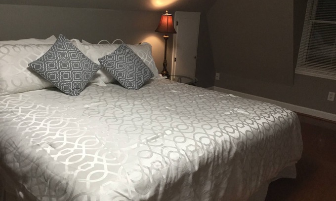 Elon Appartement | Studio sur garage