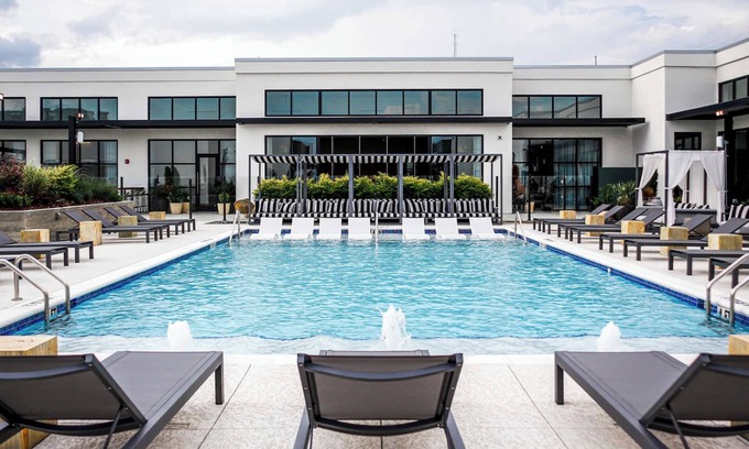 Home Park Appartement | Studio Apartment | Sentral West Midtown | Rooftop pool