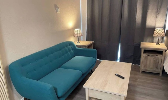 University Heights Appartement | We at hope to provide you with a great modern style stay in downtown Albuquerque