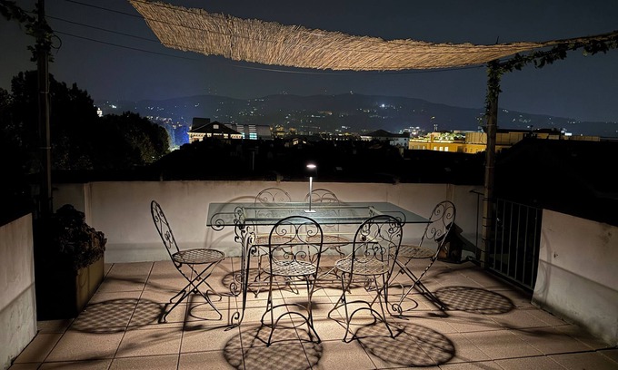 Historic Centre Appartement | studio avec terrasse à 360 ° sur la ville