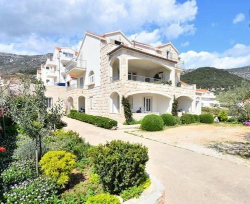 Bol Appartement | Studio Apartments Regina