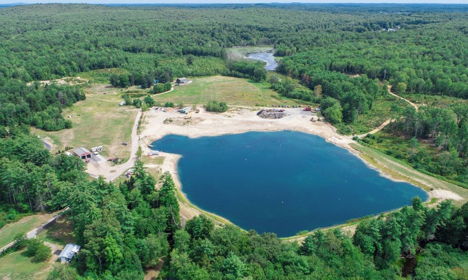 Rockingham County Appartement | Studio Apt Pawtuckaway River w/ Man made pond 20 mins to Seacoast Pets Welcome