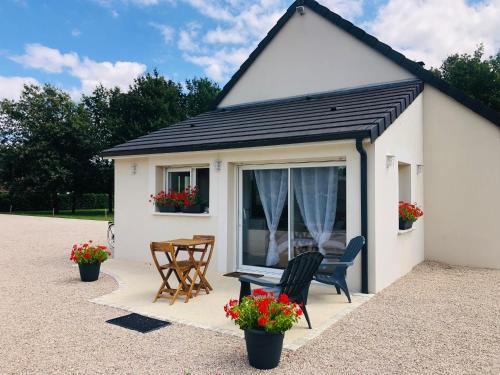 Villefranche-sur-Cher Maison | Studio Au numéro 10, proche zoo de Beauval et sortie d autoroute
