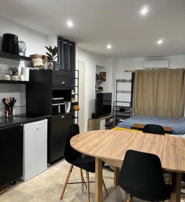 Mont Duplan Maison | Studio avec accès piscine