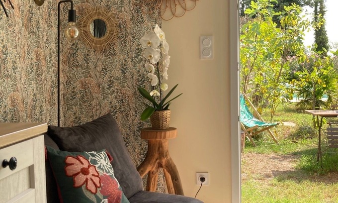 Le Thor Appartement | Studio avec jardin et piscine en campagne, paisible, lumineux et climatisé !