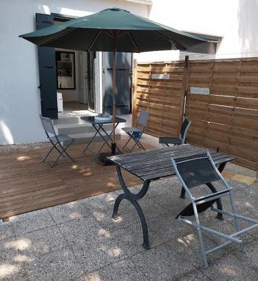 La Garde Maison | Studio avec terrasse indépendant en villa