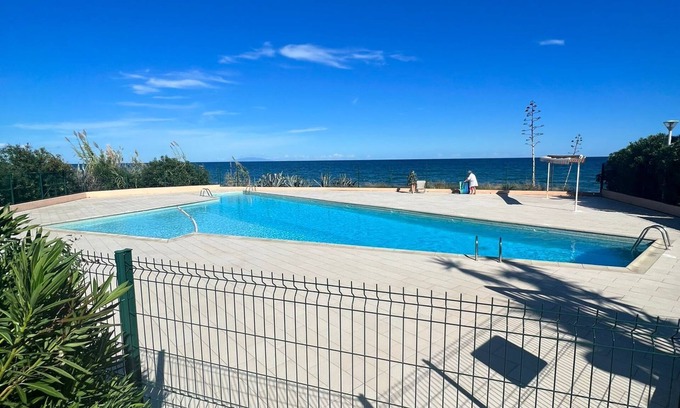 Santa-Lucia-di-Moriani Appartement | Studio bord de mer 4 personnes