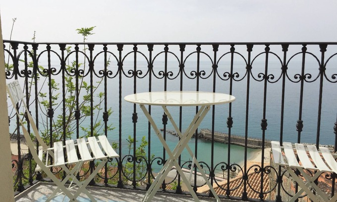 Pizzo Appartement | STUDIO BELLAVISTA dans charmant village de pêcheurs en bord de mer + GARAGE + WIFI