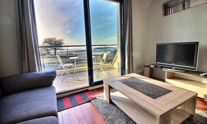 Trevou-Treguignec Maison | Studio Belle Vue - Trevou Treguignec