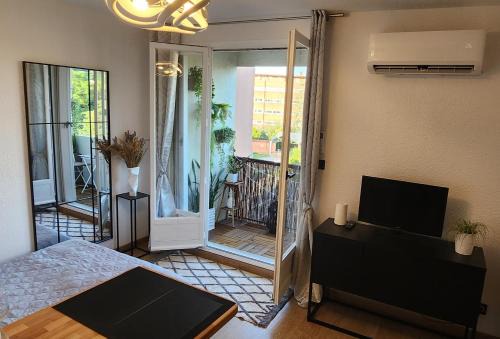 Albi Appartement | Studio Bellevue 35 avec balcon