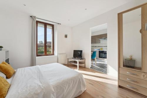 Charleville-Mezieres Appartement | Studio budget avec parking
