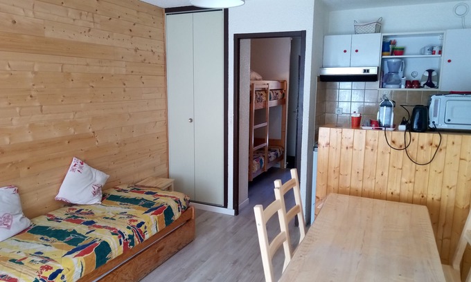 Pralognan-la-Vanoise Appartement | Studio cabin in the center of the resort