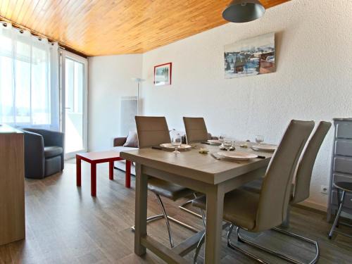 Chamrousse Appartement | Studio Cabine 3* Exposé Sud avec Balcon au Pied des Pistes à Chamrousse 1750 - FR-1-340-226