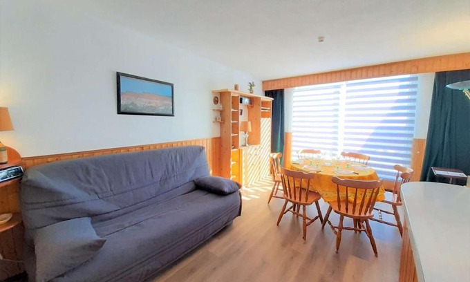 Piau Engaly Appartement | Studio cabine 6 pers à Piau-Engaly avec balcon et vue sur pistes - FR-1-457-302