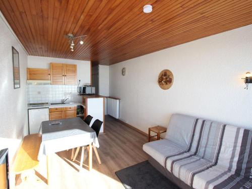 Chamrousse Appartement | Studio cabine près des pistes avec kitchenette - FR-1-549-14