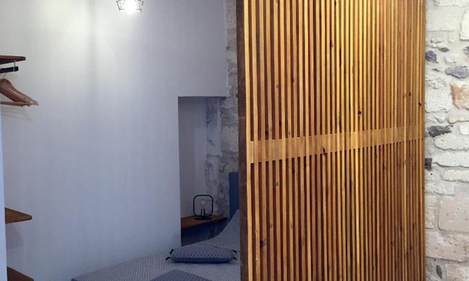 Arles City Centre Appartement | Studio climatisé, La Cloison