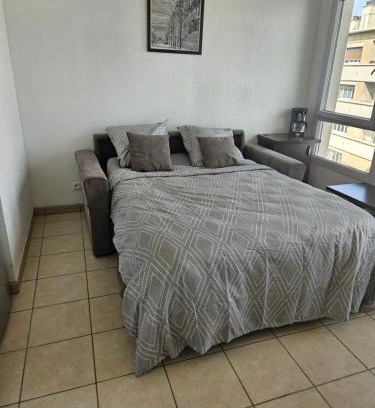 Annemasse Maison | Studio confortable Genevois