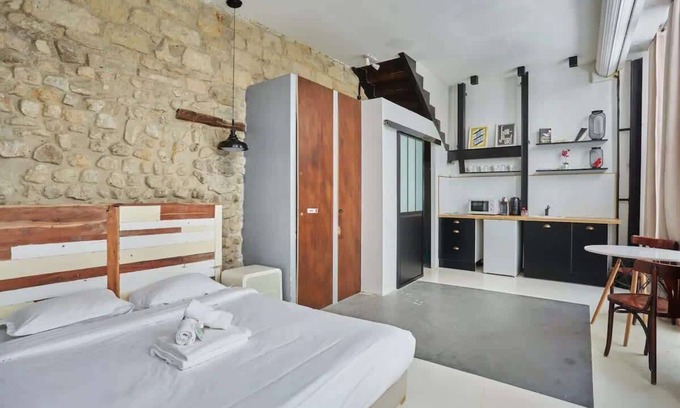 Porte-Saint-Martin Appartement | Studio Cosy à Deux Pas du Marais – Paris 3