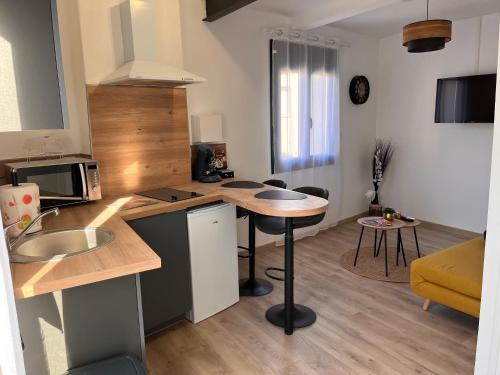 Saint-Hippolyte Appartement | Studio cosy entièrement neuf, arrivée autonome