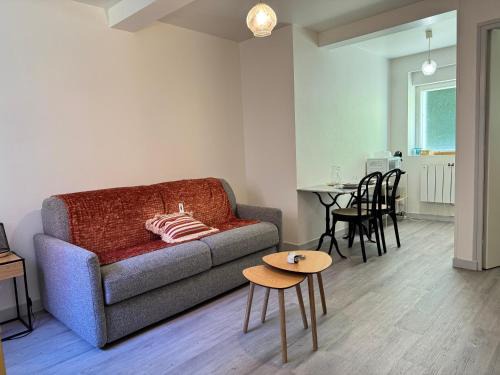 Egletons Appartement | Studio cosy & pratique avec parking privé
