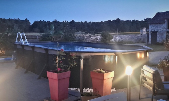 Rilly-sur-Vienne Appartement | Studio dans ancienne ferme au calme au milieu des champs et forêts