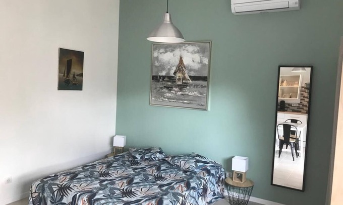Saussines Appartement | Studio de 28m2 climatisé à 30 minutes des plages