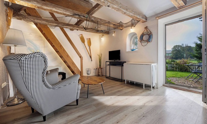 Barlt Villa | "Die Kajüte" avec terrasse et jardin privés