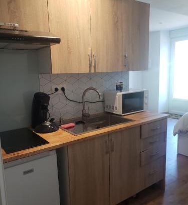 La Selle-en-Luitre Appartement | studio entièrement équipé