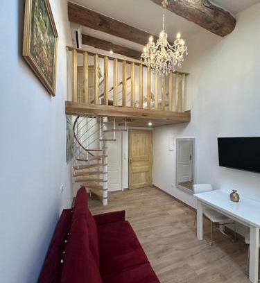 Centre Historique Appartement | Studio familial a Mezzanine presbytère dans l'Église