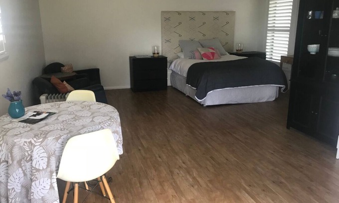 Cabonne Shire Council Maison | Studio Farm Guest House