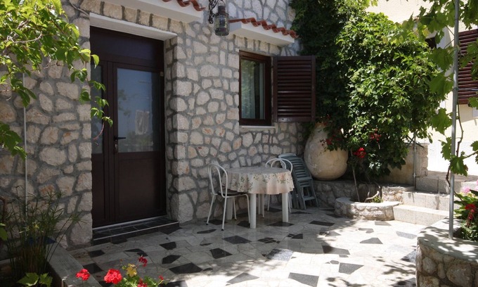 Cove Murtar Appartement | Garçonnière avec la terrasse et la vue sur le mer Mali Losinj, Losinj (AS-7879-a)