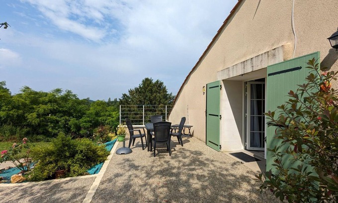 Chateauneuf-sur-Charente Appartement | Studio Châteauneuf-sur-Charente, studio flat, 3 persons