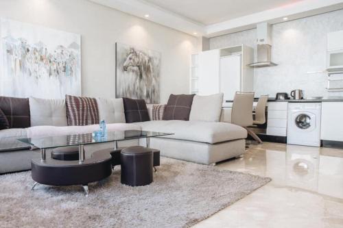 Casablanca City Center Appartement | STUDIO HAUT STANDING A RACINE near twin center