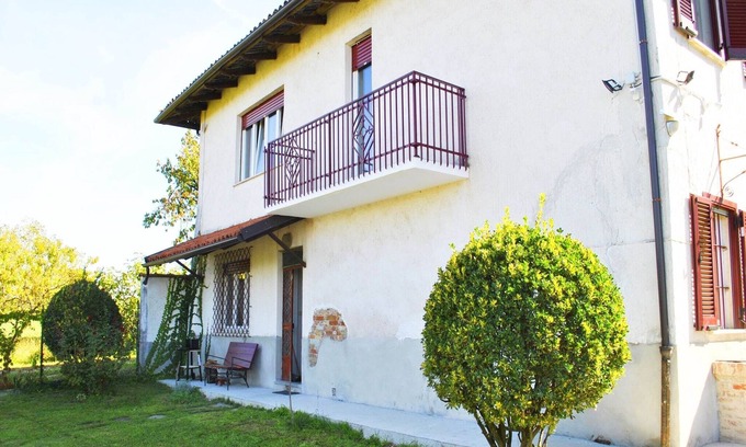 Moncucco Torinese Maison | Studio in Astigiana Hills with Wine & Views